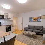 Rent 3 bedroom apartment of 45 m² in Berlin