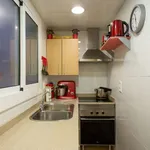 Rent a room of 80 m² in barcelona