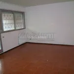 Affitto 4 camera appartamento di 125 m² in Roma