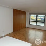 Rent 2 bedroom apartment in Glasgow