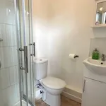 Rent 6 bedroom house in North East England