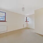 Rent 4 bedroom house in South East England