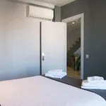 Rent 3 bedroom apartment in madrid