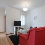 Rent 3 bedroom apartment of 69 m² in madrid