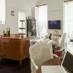 Rent 2 bedroom apartment of 85 m² in Naples