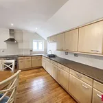 Rent 2 bedroom flat in London