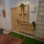 Rent 4 bedroom apartment in Seville