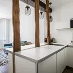 Appartement de 258 m² avec 1 chambre(s) en location à Paris