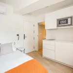 Rent 1 bedroom apartment of 30 m² in Málaga