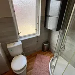 Rent 1 bedroom house in Leeds