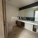 Rent 1 bedroom apartment of 90 m² in dubai