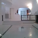 Rent 4 bedroom house of 200 m² in Σαρωνίδα