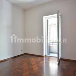 Rent 4 bedroom apartment of 115 m² in Bari