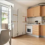 Rent 1 bedroom apartment of 45 m² in Lisbon