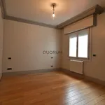 Rent 3 bedroom apartment of 175 m² in Bilbao