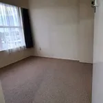 Rent 2 bedroom apartment in Kaipātiki