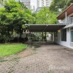 Rent 1 bedroom house of 300 m² in Bangkok