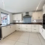 Rent 4 bedroom flat in West Midlands