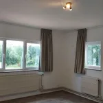 Huur 4 slaapkamer huis van 5600 m² in Rhode-Saint-Genèse