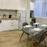 Rent 3 bedroom apartment of 65 m² in Базар Левски