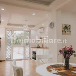 Rent 2 bedroom apartment of 95 m² in Naples