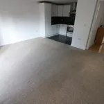 Rent 3 bedroom apartment in Hull