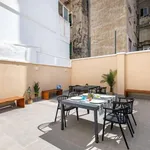 Rent a room of 133 m² in valencia