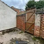 Rent 4 bedroom house in West Midlands