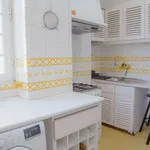 Rent a room in lisbon