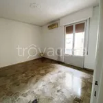 Rent 5 bedroom apartment of 106 m² in Scandicci