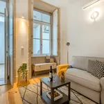 Rent 1 bedroom apartment of 50 m² in Porto