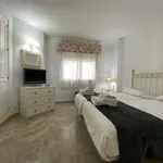 Alquilo 4 dormitorio apartamento de 110 m² en Marbella