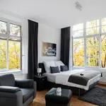 Rent 1 bedroom apartment of 32 m² in Berlin