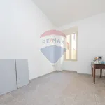 Affitto 5 camera appartamento di 130 m² in Civitavecchia