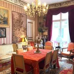 Rent 1 bedroom apartment of 160 m² in Paris