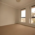 Rent 4 bedroom house in Gungahlin