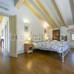 Rent 12 bedroom house of 497 m² in Besozzo