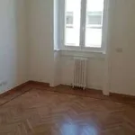 Rent 5 bedroom apartment of 216 m² in Milan