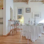 Rent 2 bedroom apartment of 89 m² in Florence