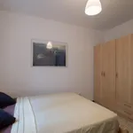 Rent 5 bedroom apartment in Barcelona