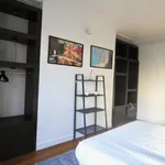  appartement avec 4 chambre(s) en location à Paris