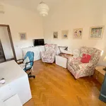 Rent 5 bedroom apartment of 137 m² in Firenze