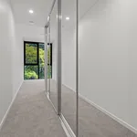 Rent 2 bedroom apartment in Brisbane City