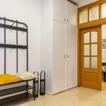 Rent a room of 100 m² in barcelona