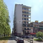 Rent 2 bedroom apartment of 65 m² in Milano