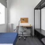 Rent a room of 150 m² in madrid