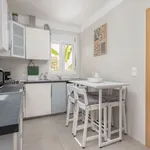 Rent 2 bedroom apartment of 700 m² in Lisbon