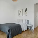 Appartement de 92 m² avec 3 chambre(s) en location à Paris