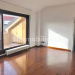 Rent 4 bedroom house of 160 m² in Monza