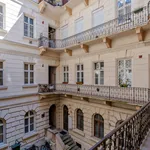 Rent 2 bedroom apartment of 110 m² in Budapest